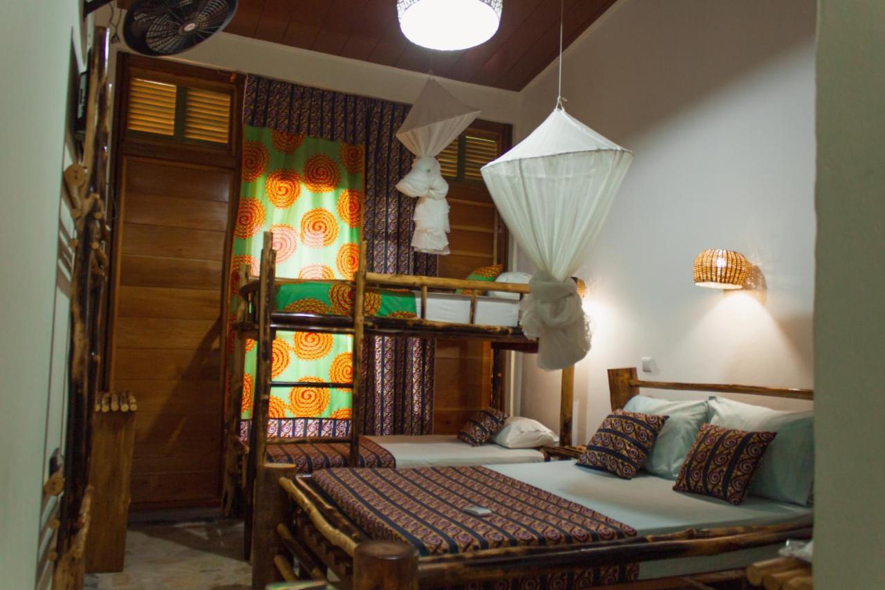 Bed and Breakfast Residencial Tamarindos Morro Peixe Экстерьер фото